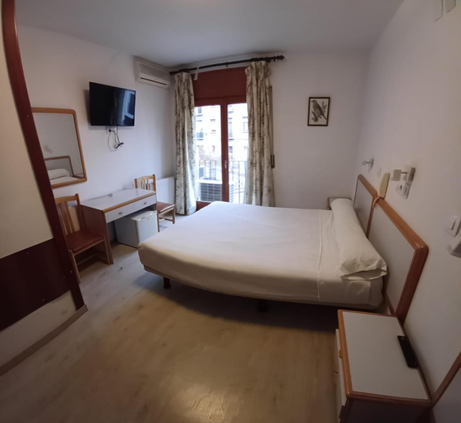 הואסקה Hostal Lizana 2 מראה חיצוני תמונה